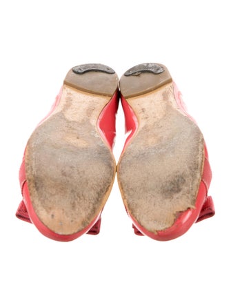 Salvatore Ferragamo Vara Bow Accent Patent Leather Ballet Flats
