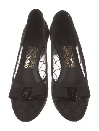 Salvatore Ferragamo Vara Bow Accent Mesh Pumps