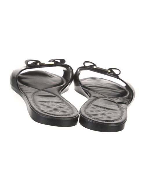 Salvatore Ferragamo Vara Bow Accent Rubber Slides