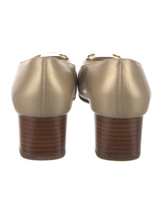 Salvatore Ferragamo Vara Bow Accent Leather Flats