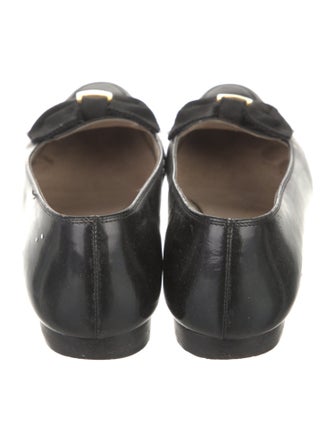 Salvatore Ferragamo Vara Bow Accent Leather Flats