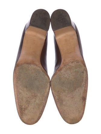 Salvatore Ferragamo Leather Pumps