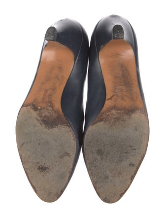 Salvatore Ferragamo Leather Pumps