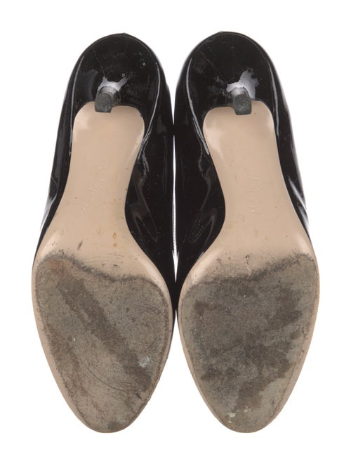 Salvatore Ferragamo Vara Bow Accent Patent Leather Pumps