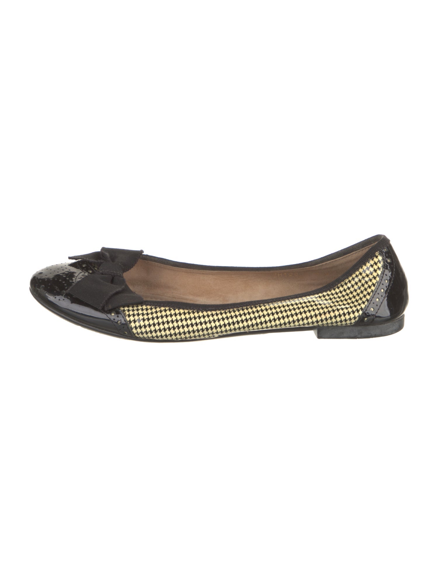 Salvatore Ferragamo Patent Leather Houndstooth Print Flats