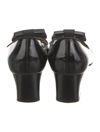 Salvatore Ferragamo Vara Bow Accent Patent Leather Pumps