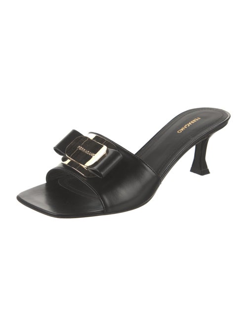 Salvatore Ferragamo Vara Bow Accent Leather Slides