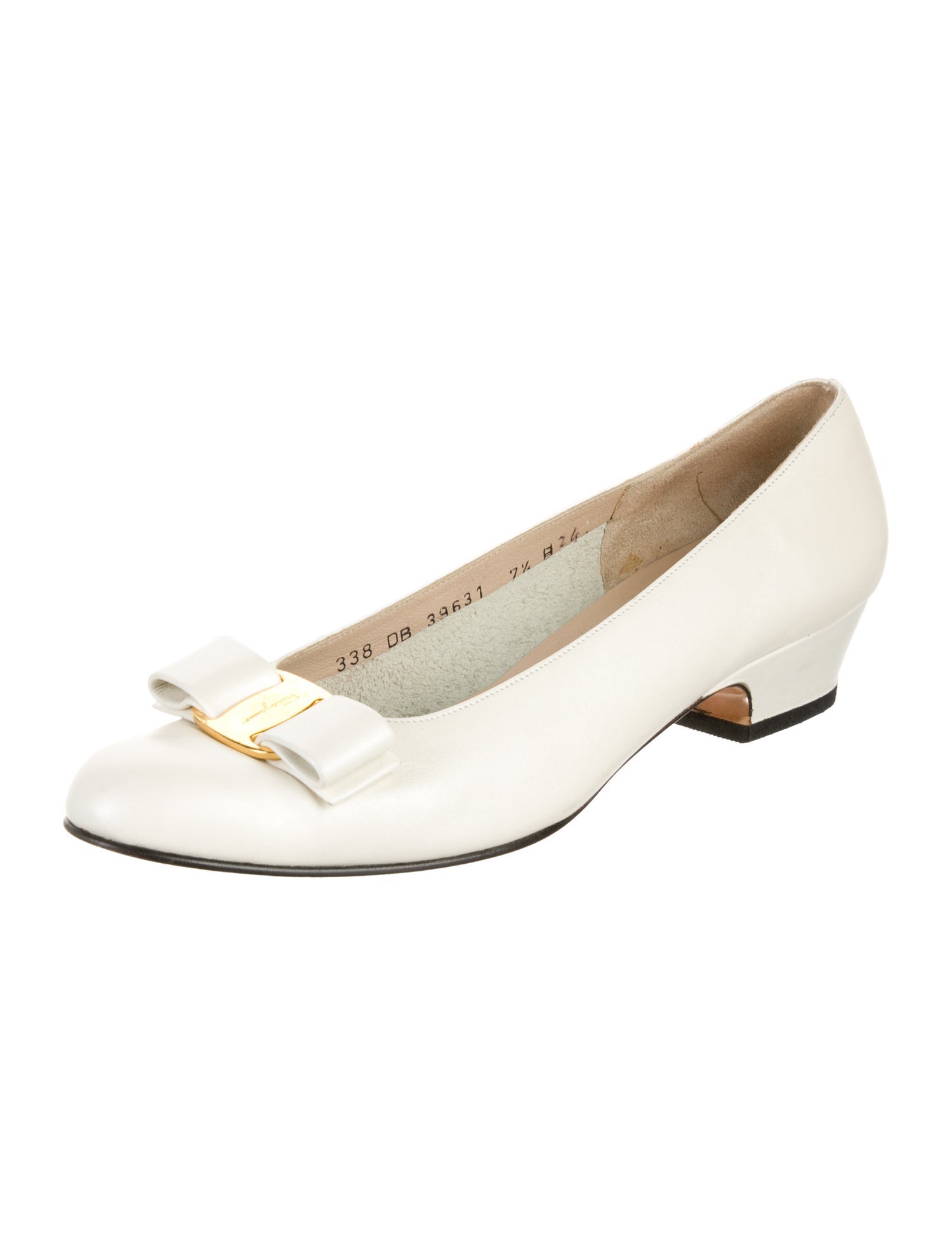 Salvatore Ferragamo Vara Bow Accent Leather Flats
