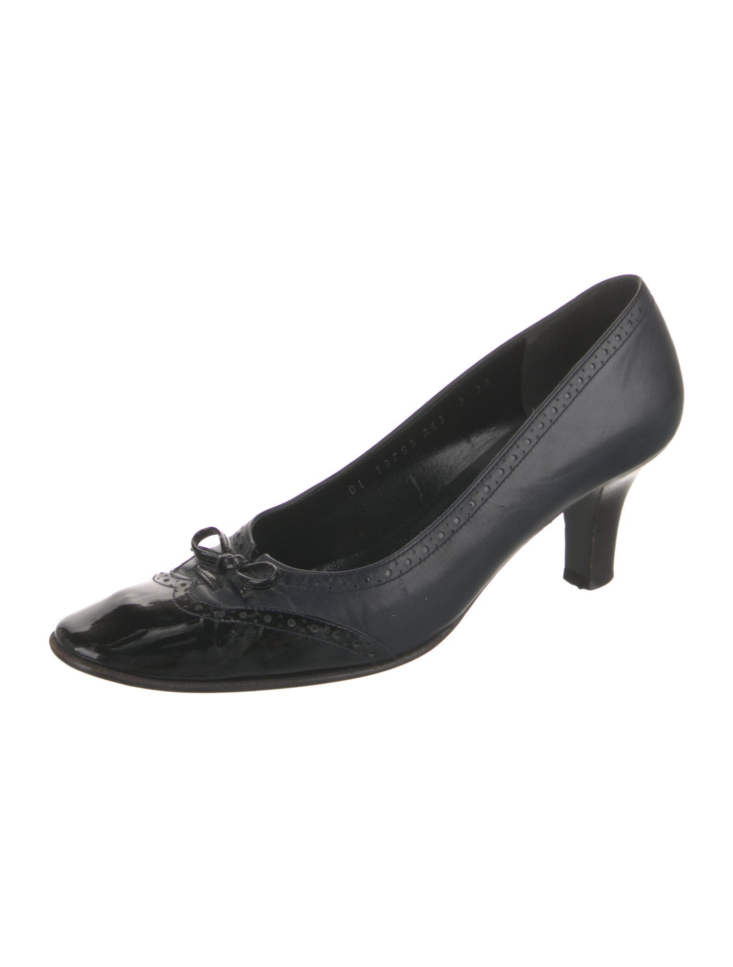 Salvatore Ferragamo Leather Bow Accents Pumps