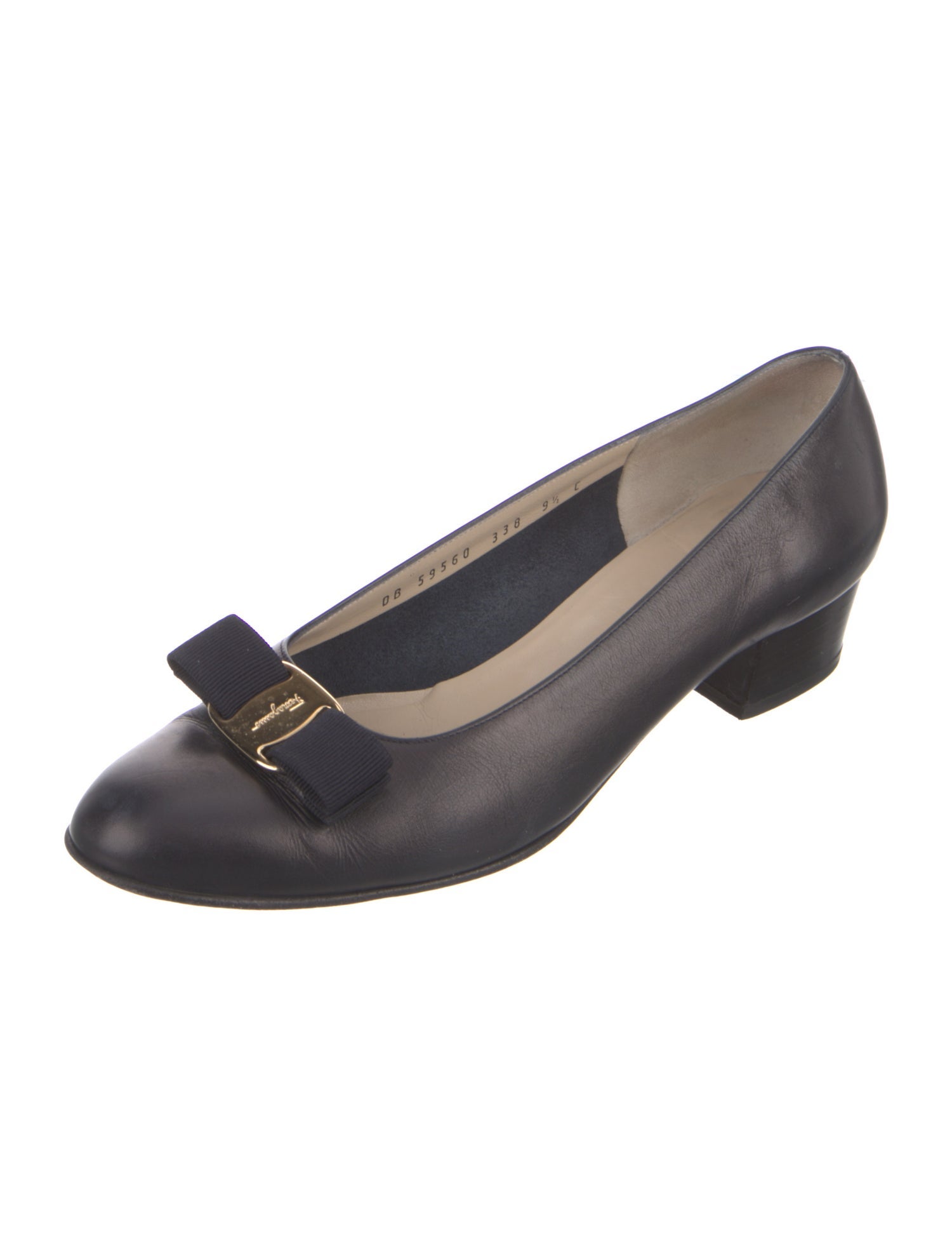 Salvatore Ferragamo Vara Bow Accent Leather Pumps