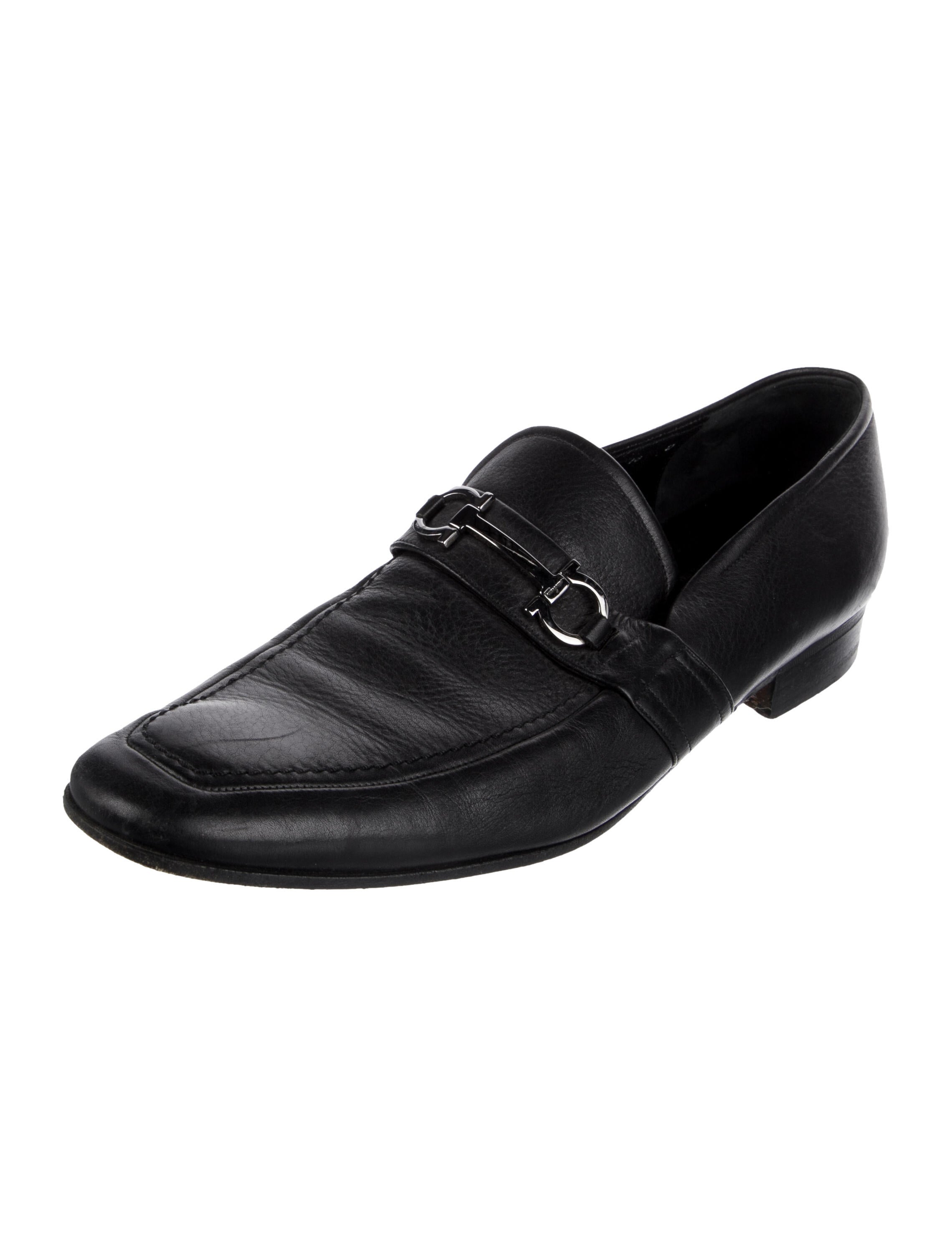Salvatore Ferragamo Gancini Logo Leather Derby Shoes