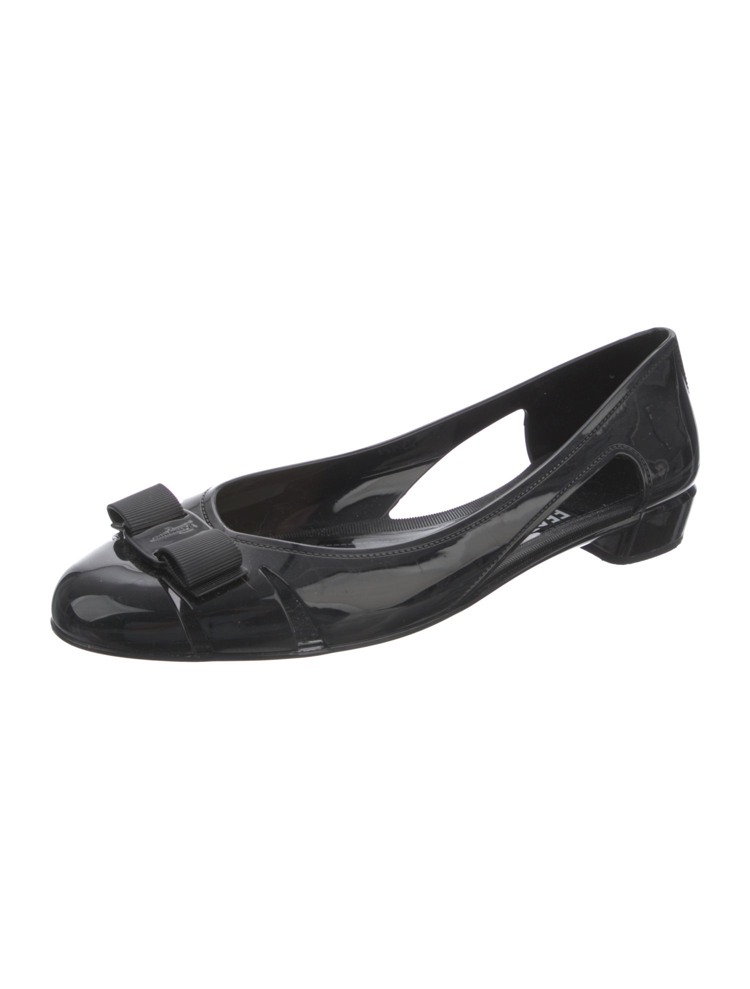 Salvatore Ferragamo Vara Bow Accent Bow Accents Flats