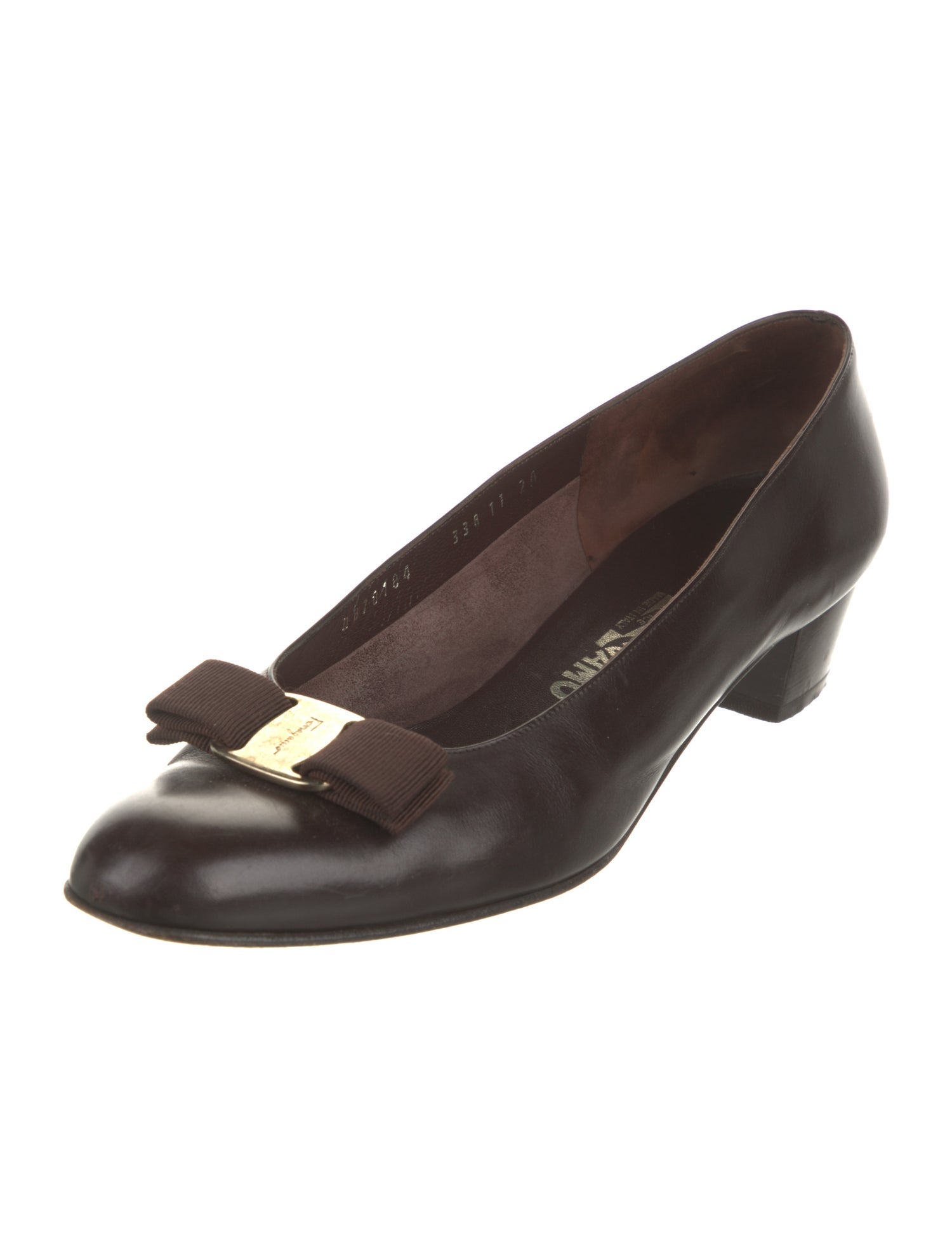 Salvatore Ferragamo Vara Bow Accent Leather Pumps