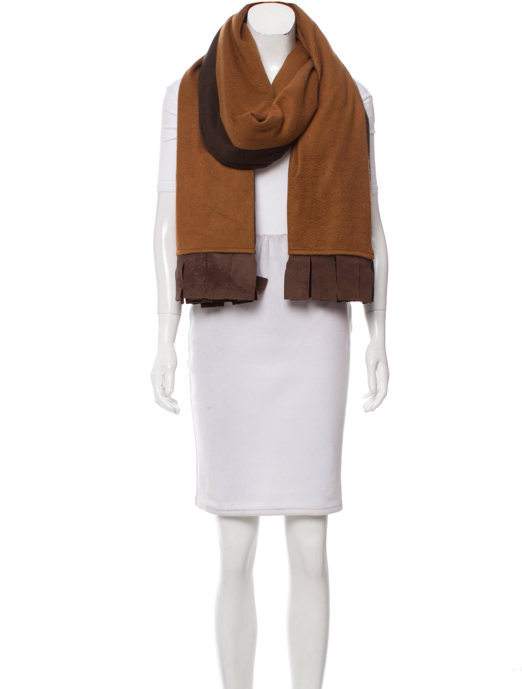 Salvatore Ferragamo Bicolor Cashmere Shawl - Accessories - SAL50502 | The RealReal