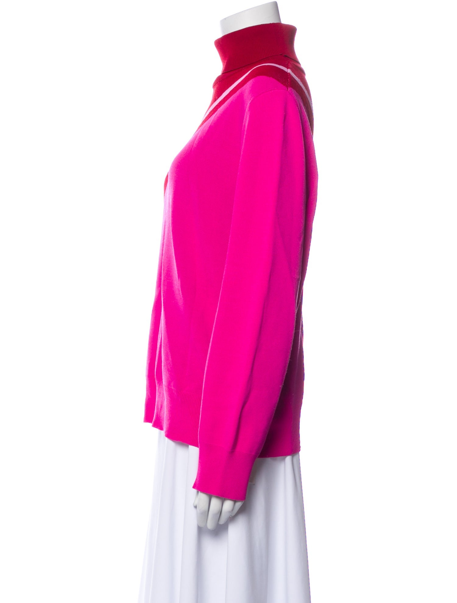 Saunders Turtleneck Long Sleeve Sweatshirt