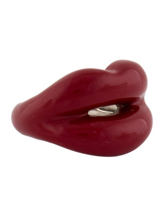 Solange Azagury-Partridge Enamel Hot Lips Cocktail Ring