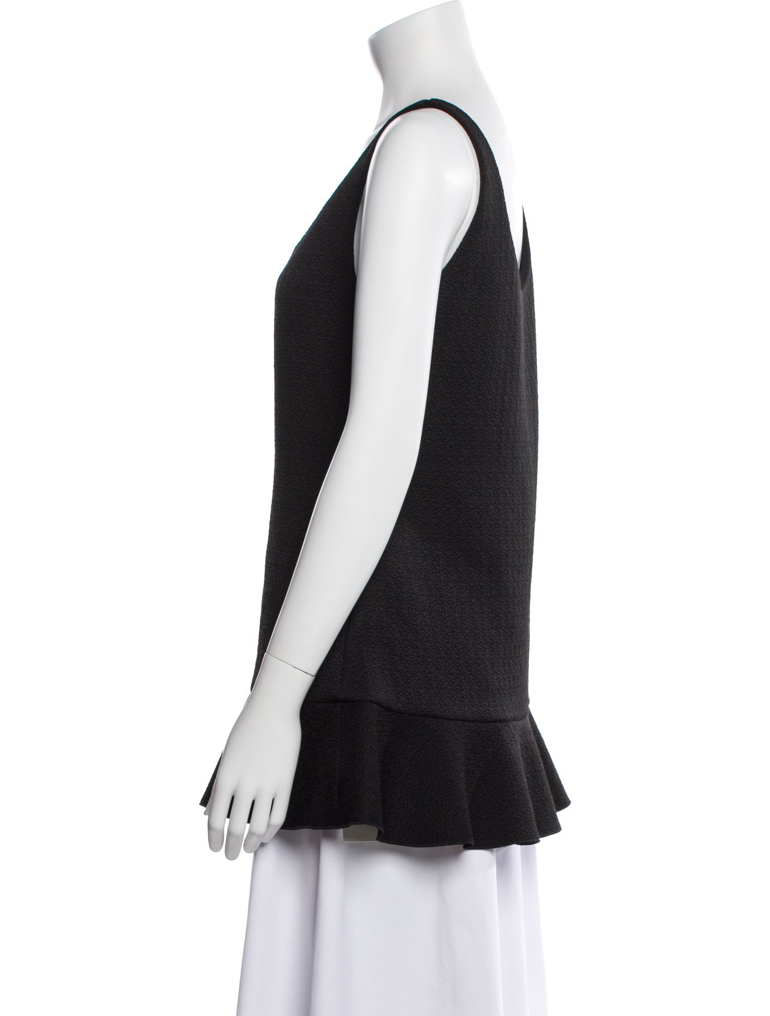 Schumacher Scoop Neck Sleeveless Top