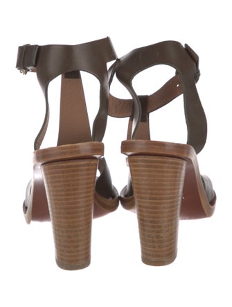 Scanlan Theodore Leather T-Strap Sandals