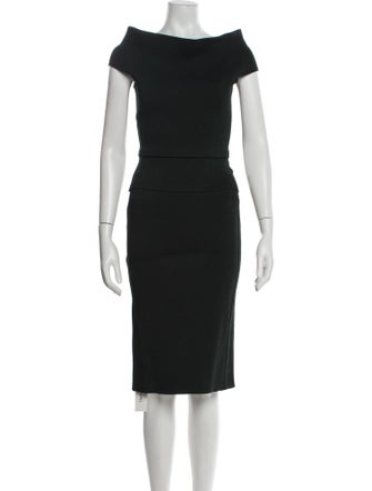 Scanlan Theodore Keyhole Accent Dress Set