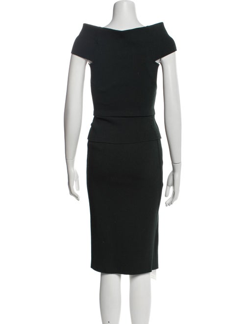 Scanlan Theodore Keyhole Accent Dress Set