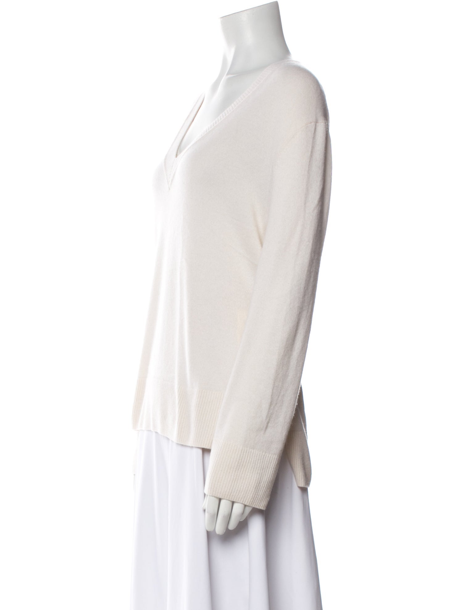 Scanlan Theodore Cashmere V-Neck Sweater w/ Tags