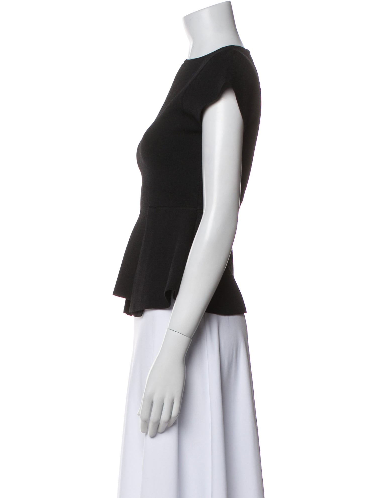 Scanlan Theodore V-Neck Short Sleeve Crop Top