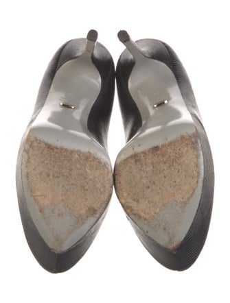 Sergio Rossi Lizard Keyhole Accent Pumps