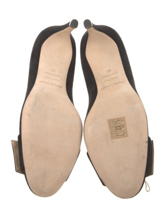 Sergio Rossi Suede Pumps