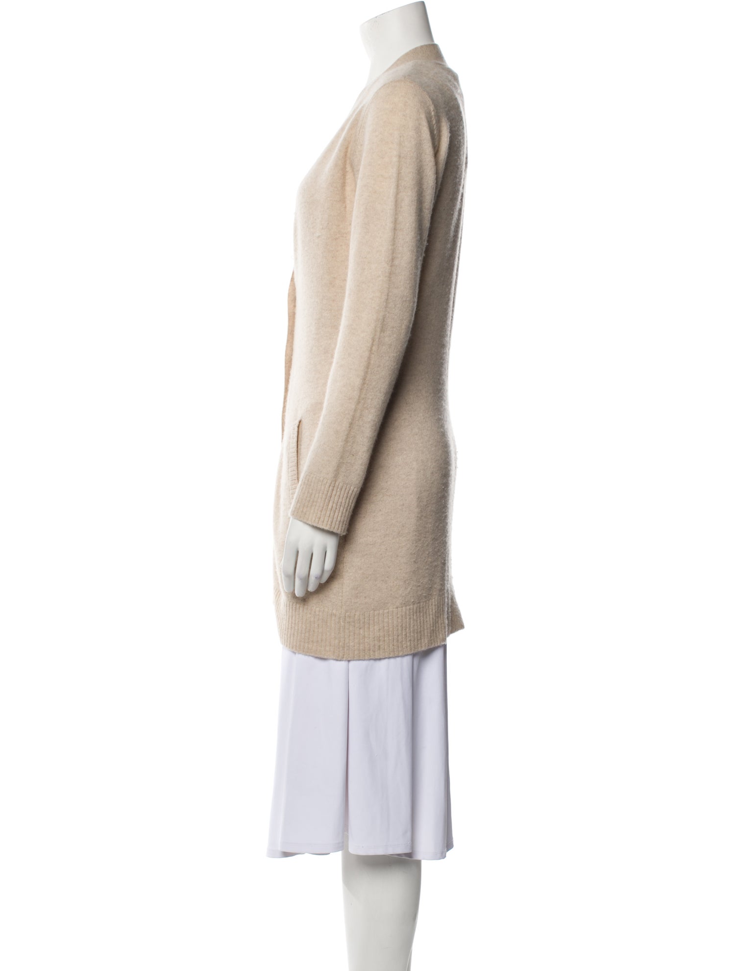 Sofia Cashmere Cashmere V-Neck Sweater