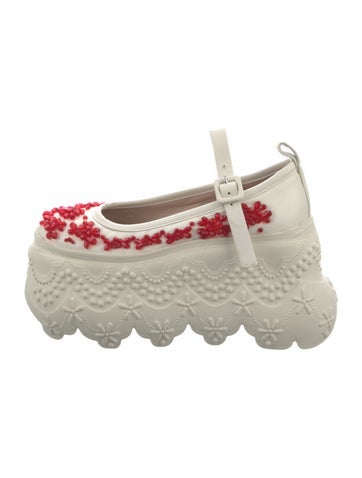 Pre-owned Simone Rocha Leather Beaded Accents Pumps In White