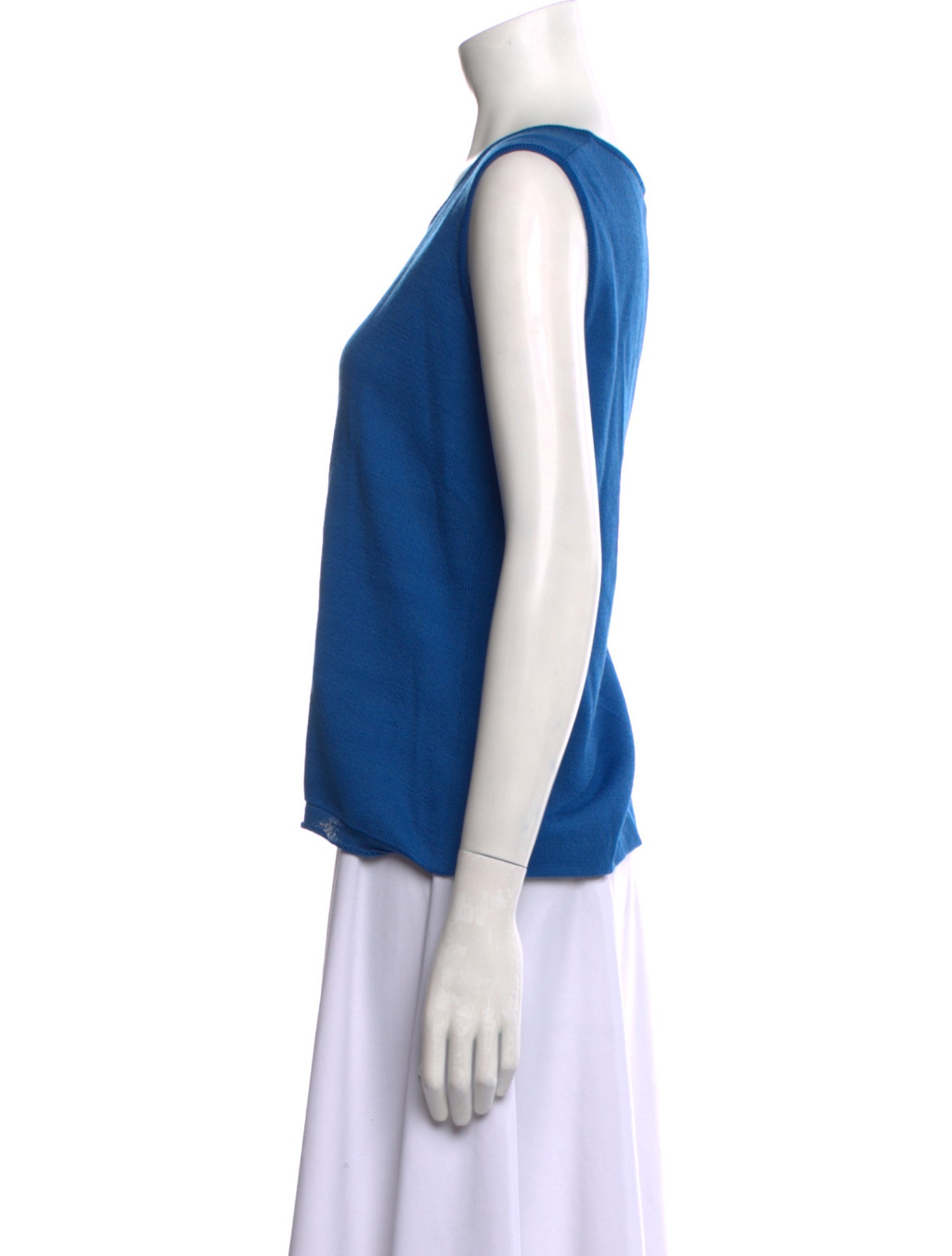 St. John Collection Wool Scoop Neck Top
