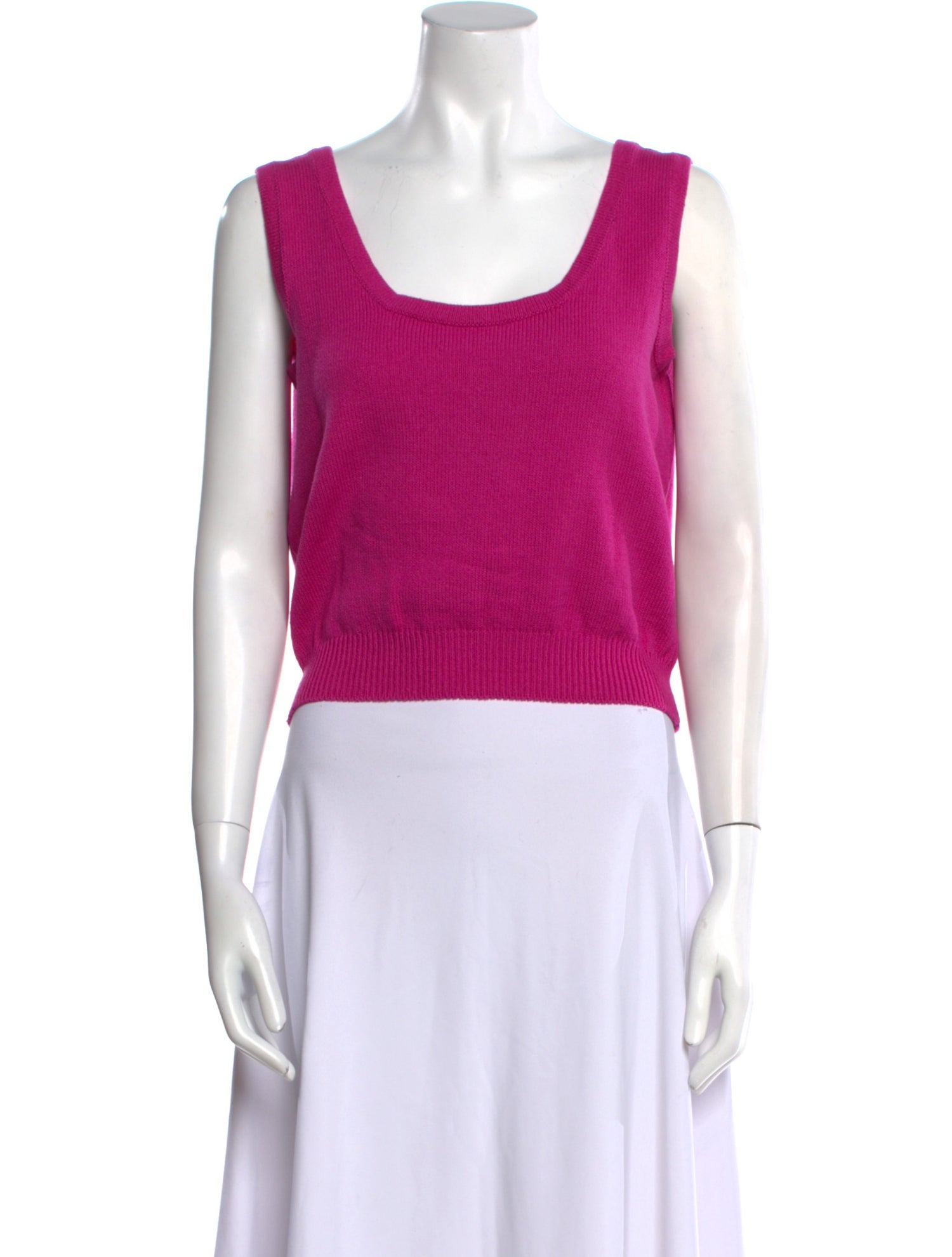 St. John Collection Square Neckline Sleeveless Crop Top