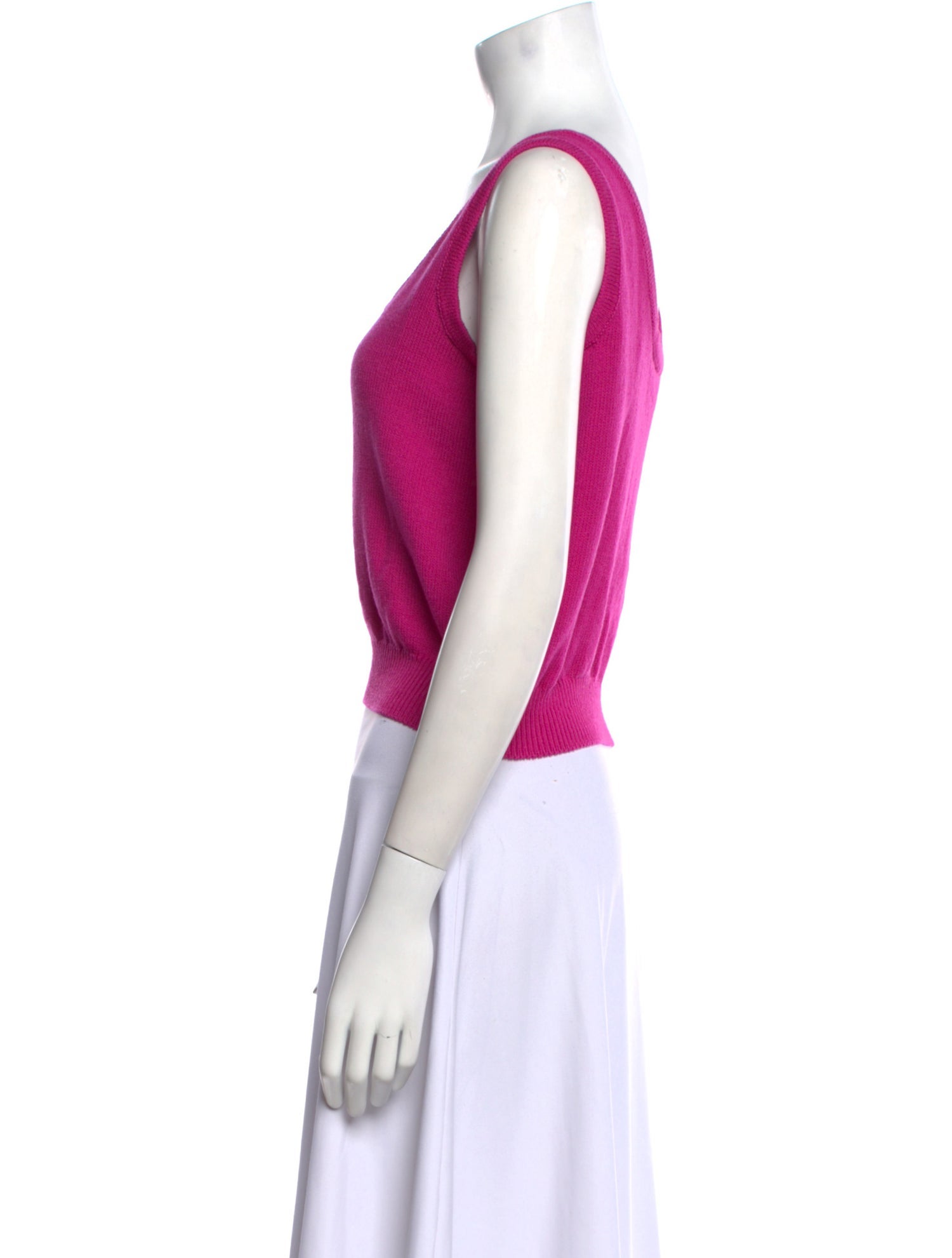 St. John Collection Square Neckline Sleeveless Crop Top