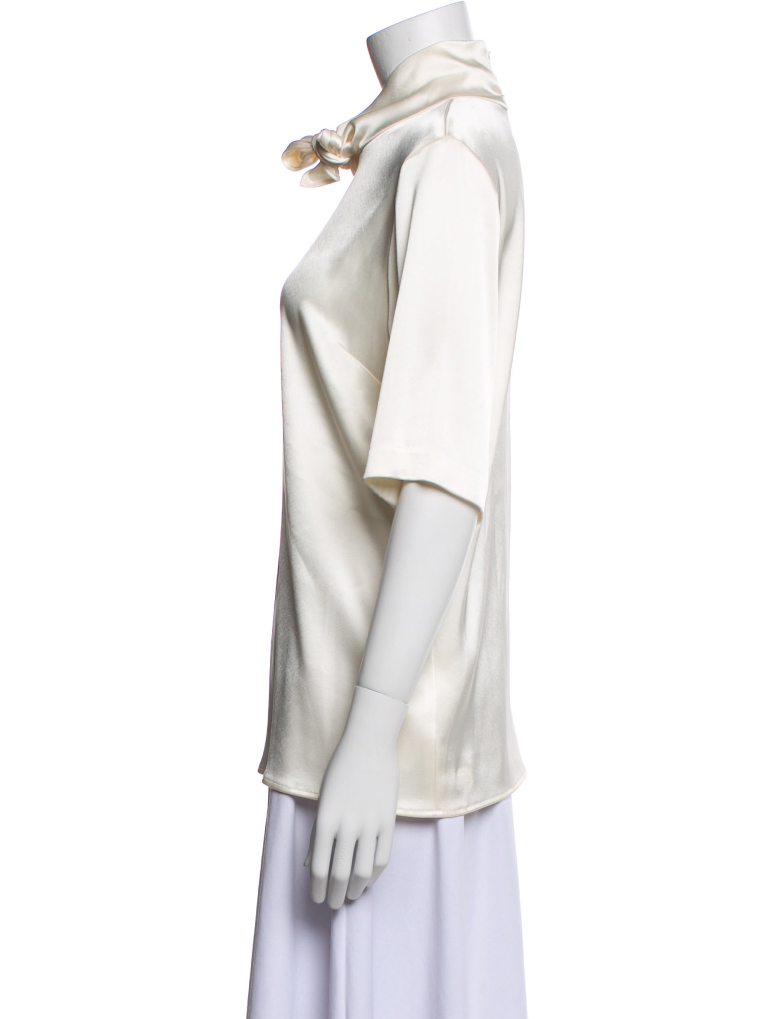 St. John Collection V-Neck Short Sleeve Polo