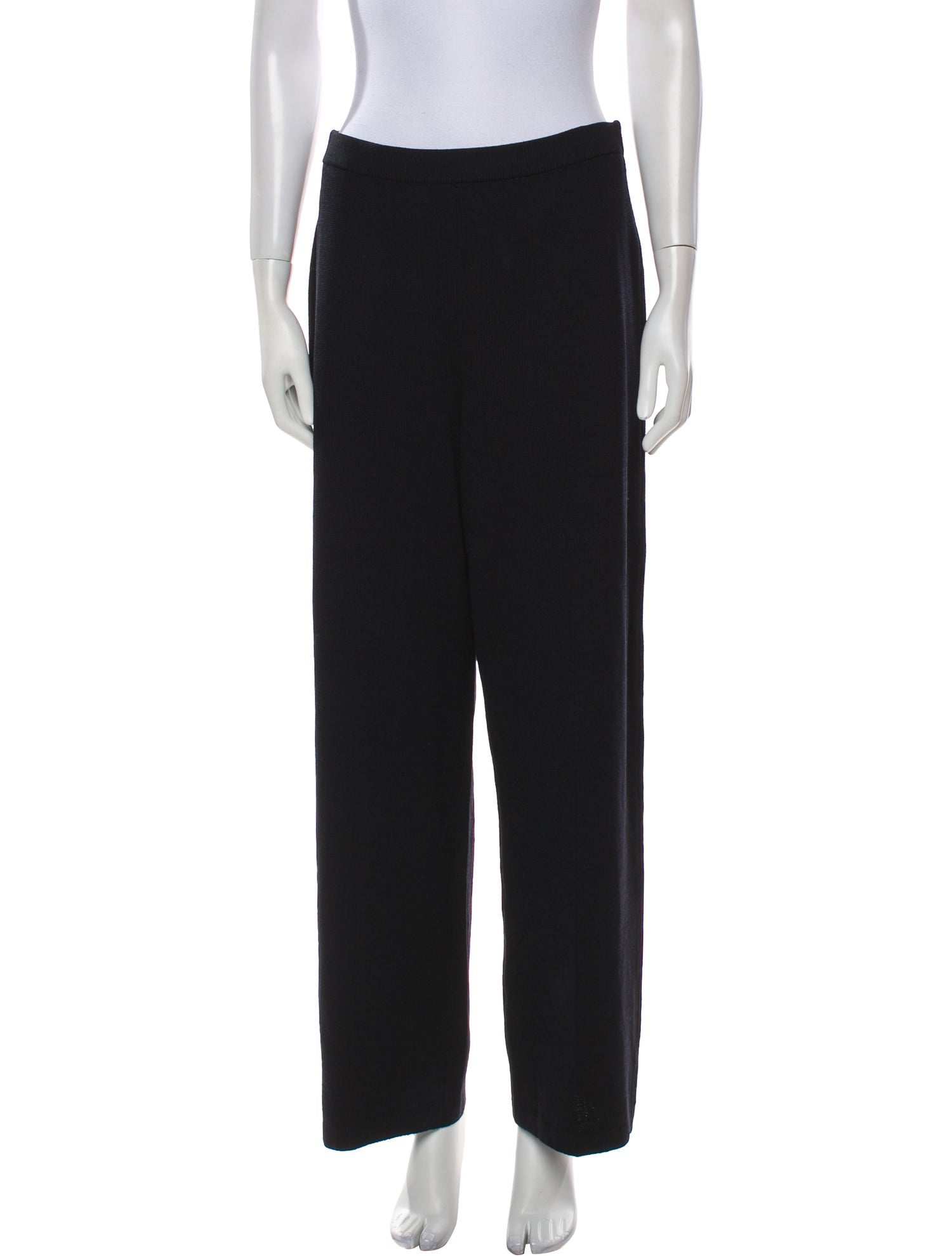 St. John Collection Wool Lounge Set