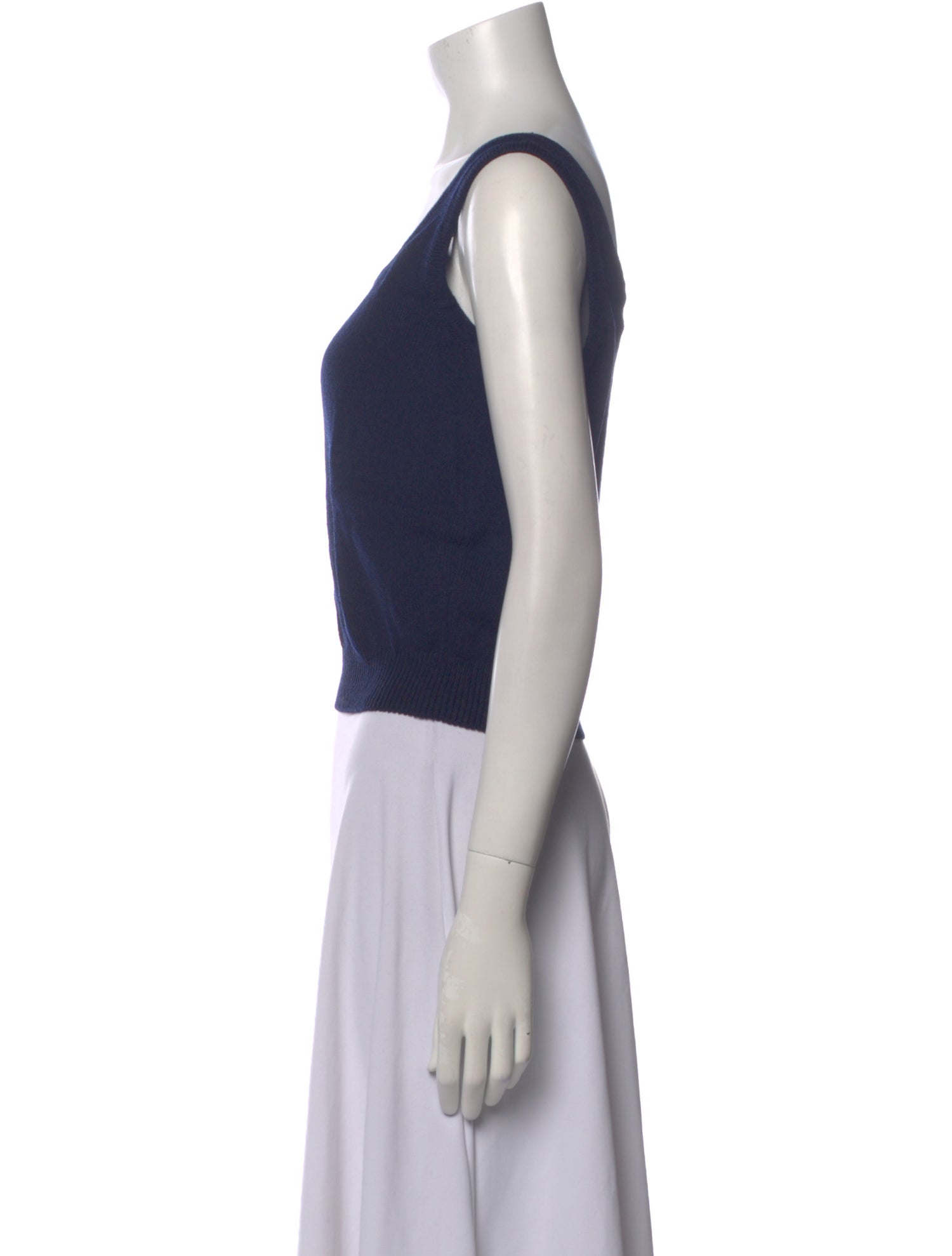 St. John Collection Wool Scoop Neck Crop Top
