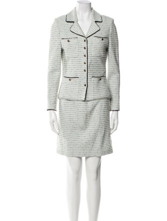 St. John Collection Tweed Pattern Skirt Suit