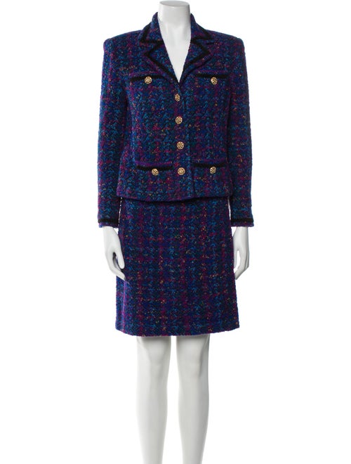 St. John Collection Wool Tweed Pattern Skirt Suit