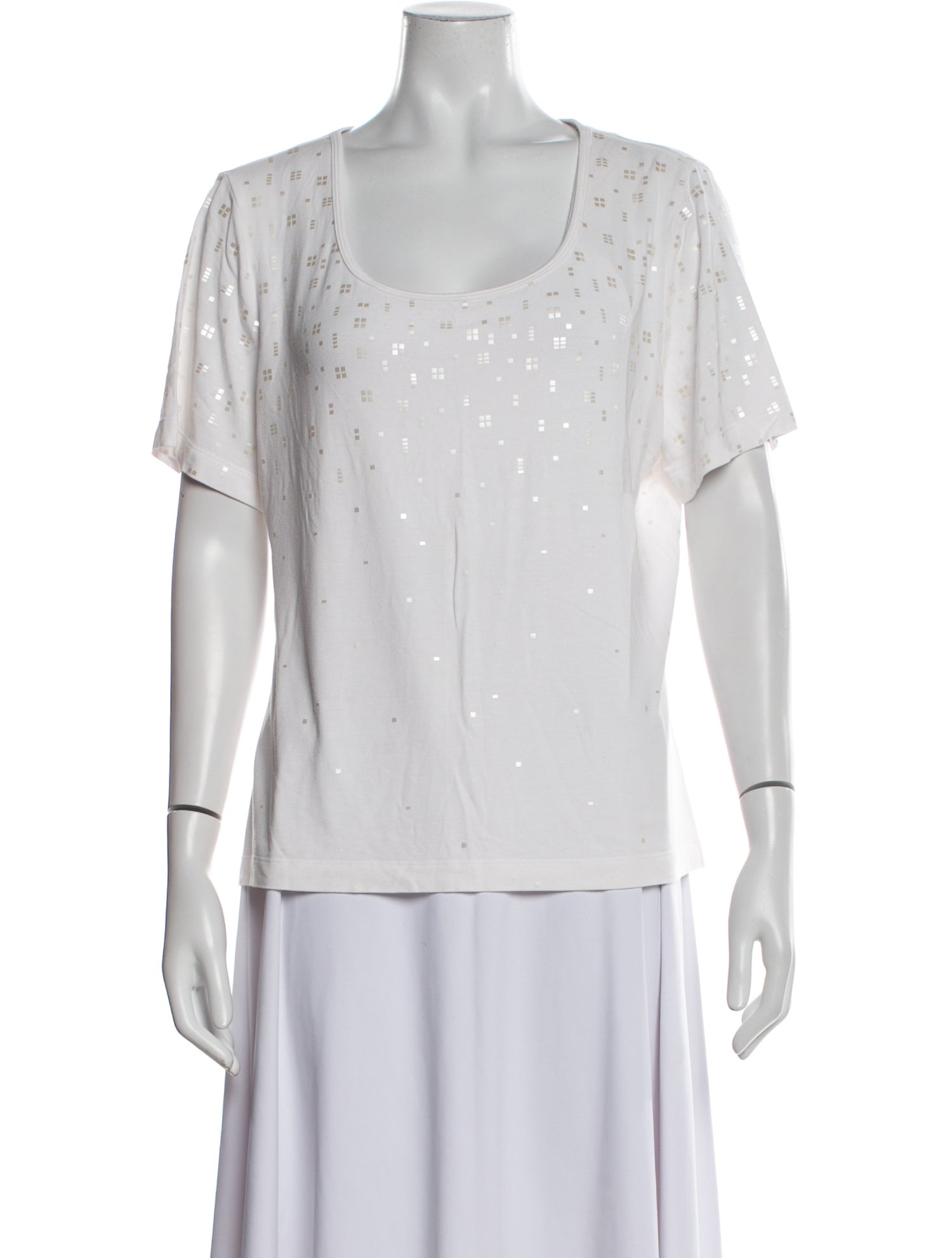 St. John Collection Scoop Neck Short Sleeve T-Shirt