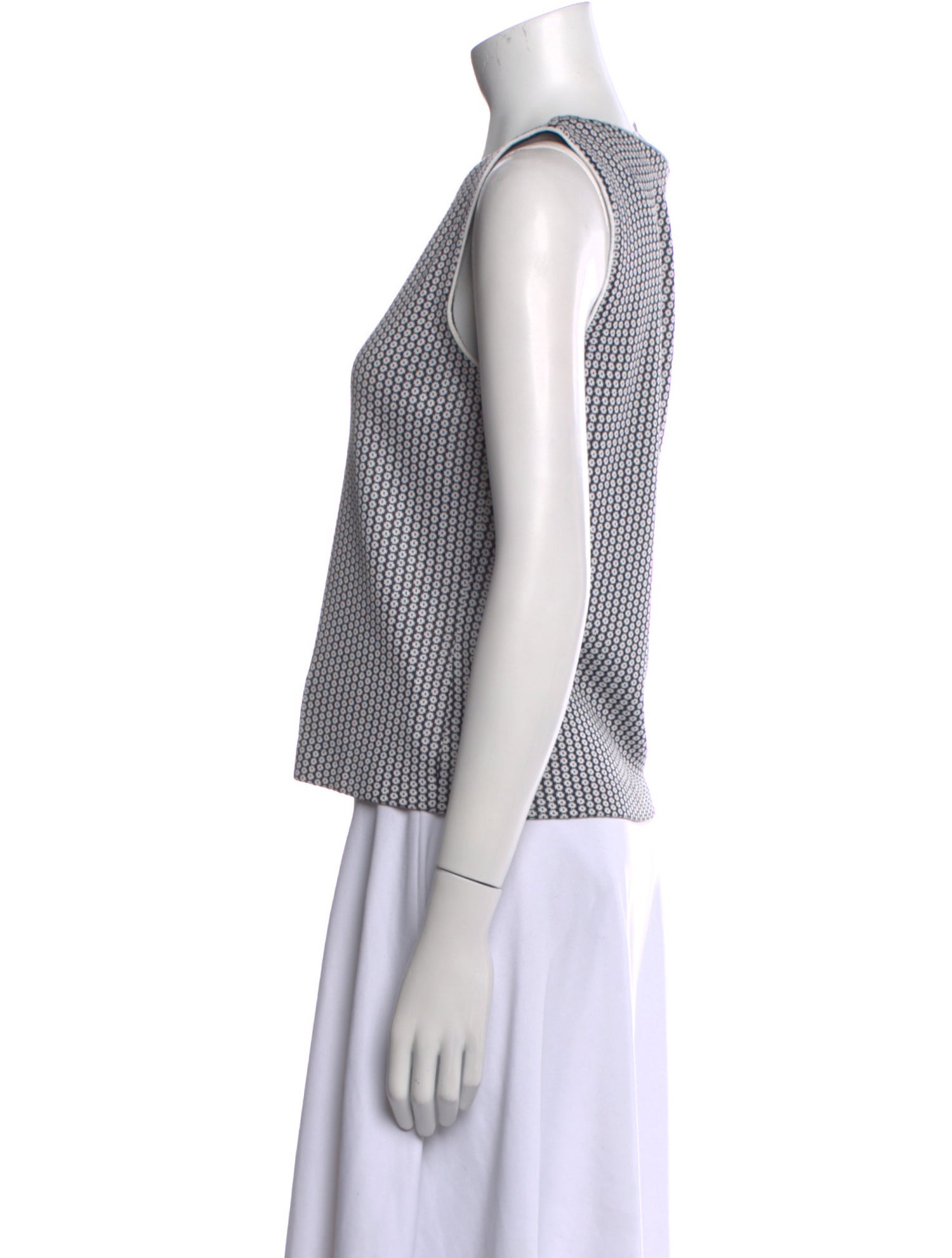 St. John Collection Printed Scoop Neck Crop Top