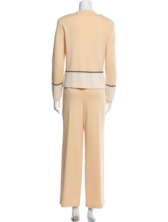 St. John Collection Pant Set