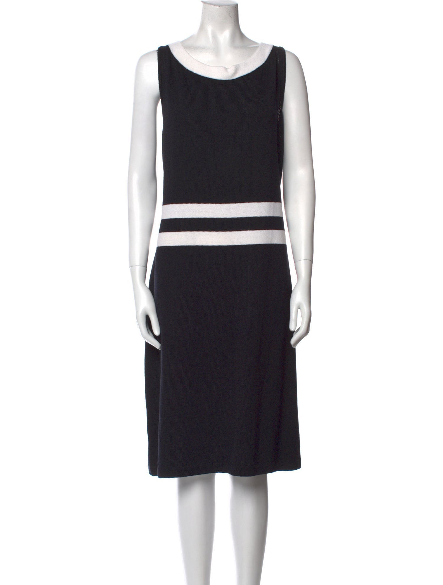 St. John Collection Wool Midi Length Dress