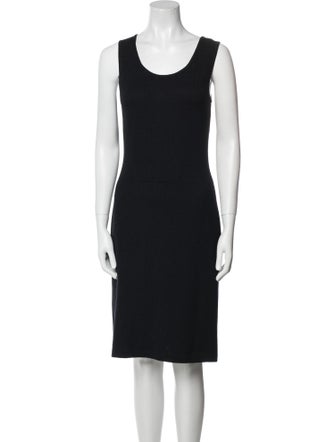 St. John Collection Wool Knee-Length Dress