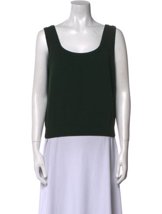 St. John Collection Scoop Neck Sleeveless Top