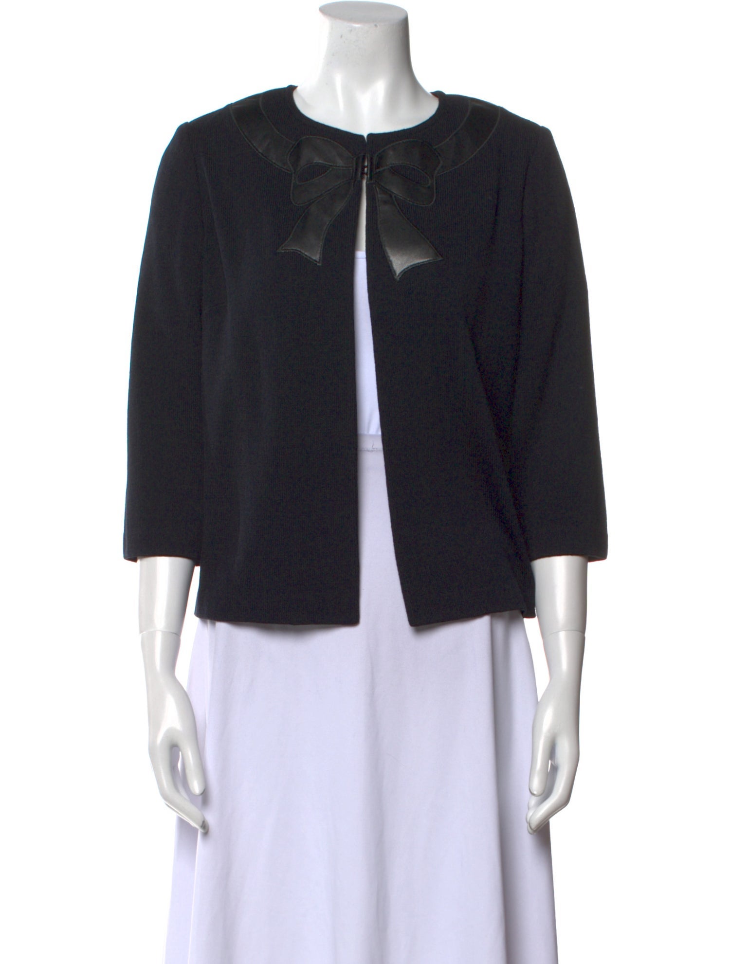 St. John Collection Wool Crew Neck Sweater