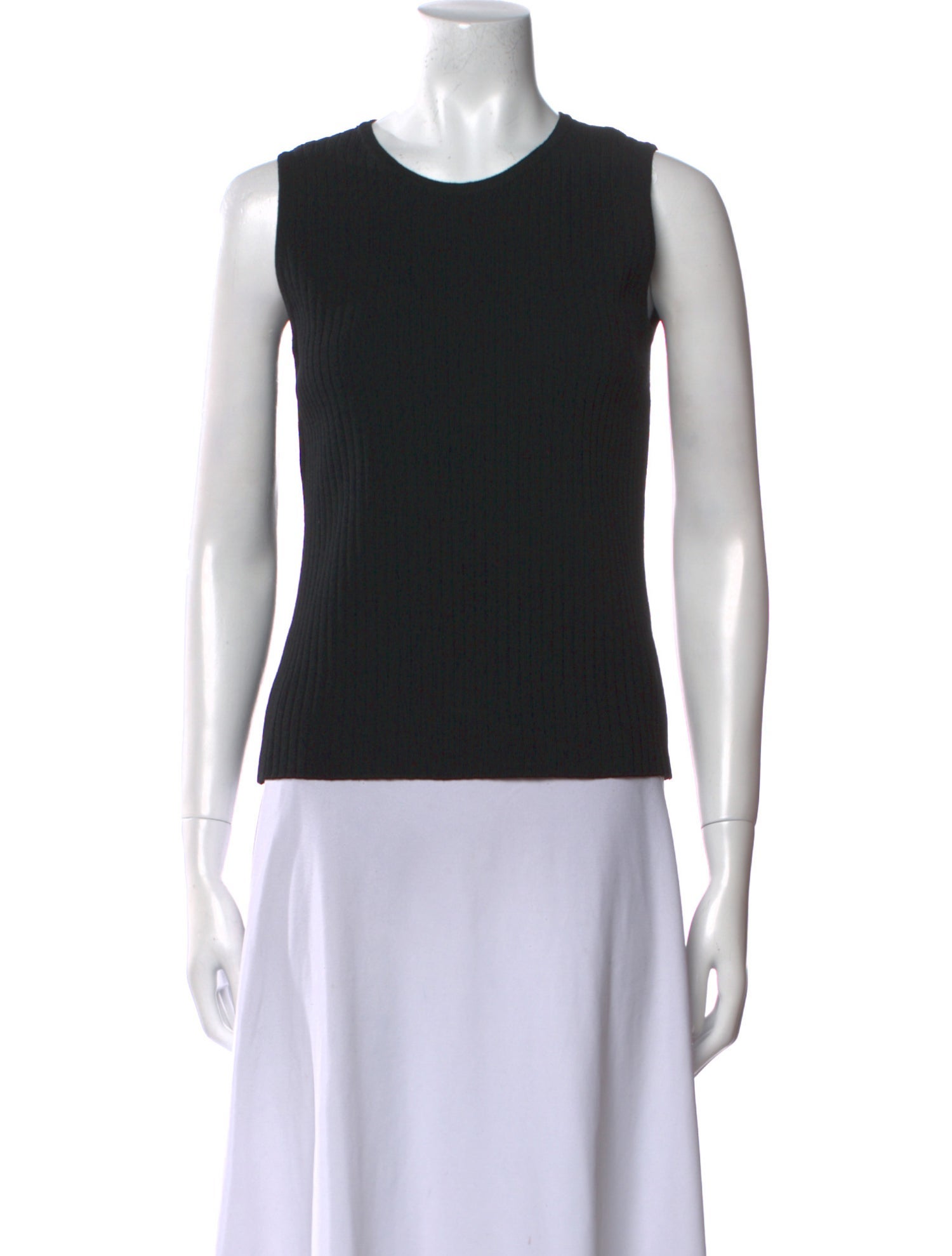 St. John Collection Crew Neck Sleeveless Top