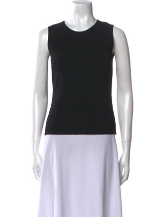 St. John Collection Crew Neck Sleeveless Top