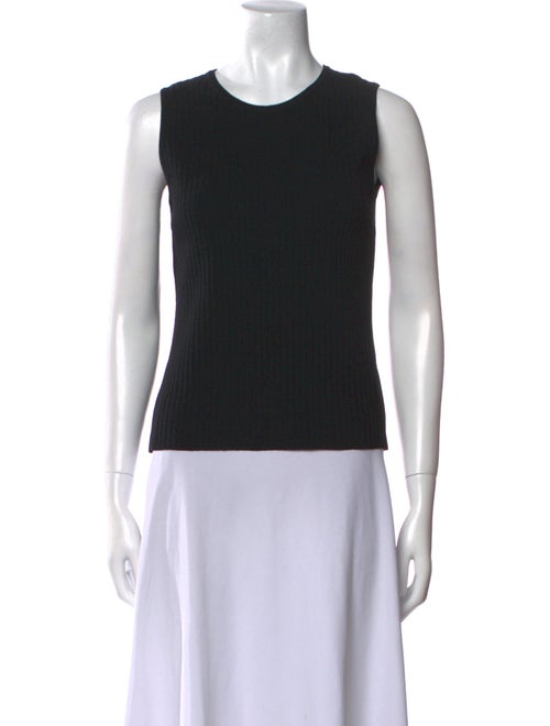 St. John Collection Crew Neck Sleeveless Top