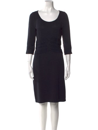 St. John Collection Scoop Neck Knee-Length Dress