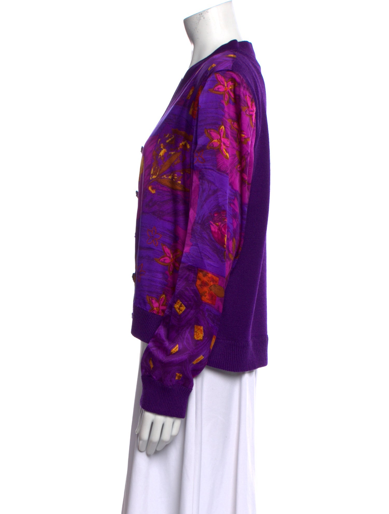 St. John Collection Printed V-Neck Sweater